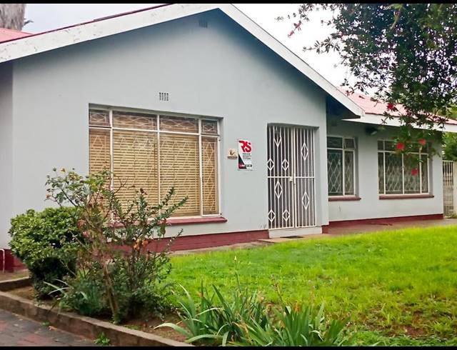 3 BEDROOM HOUSE FOR SALE IN VANDERBIJLPARK SE 1